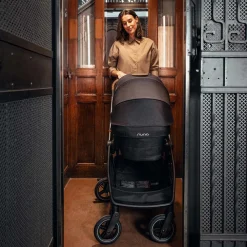 SWIV Stroller